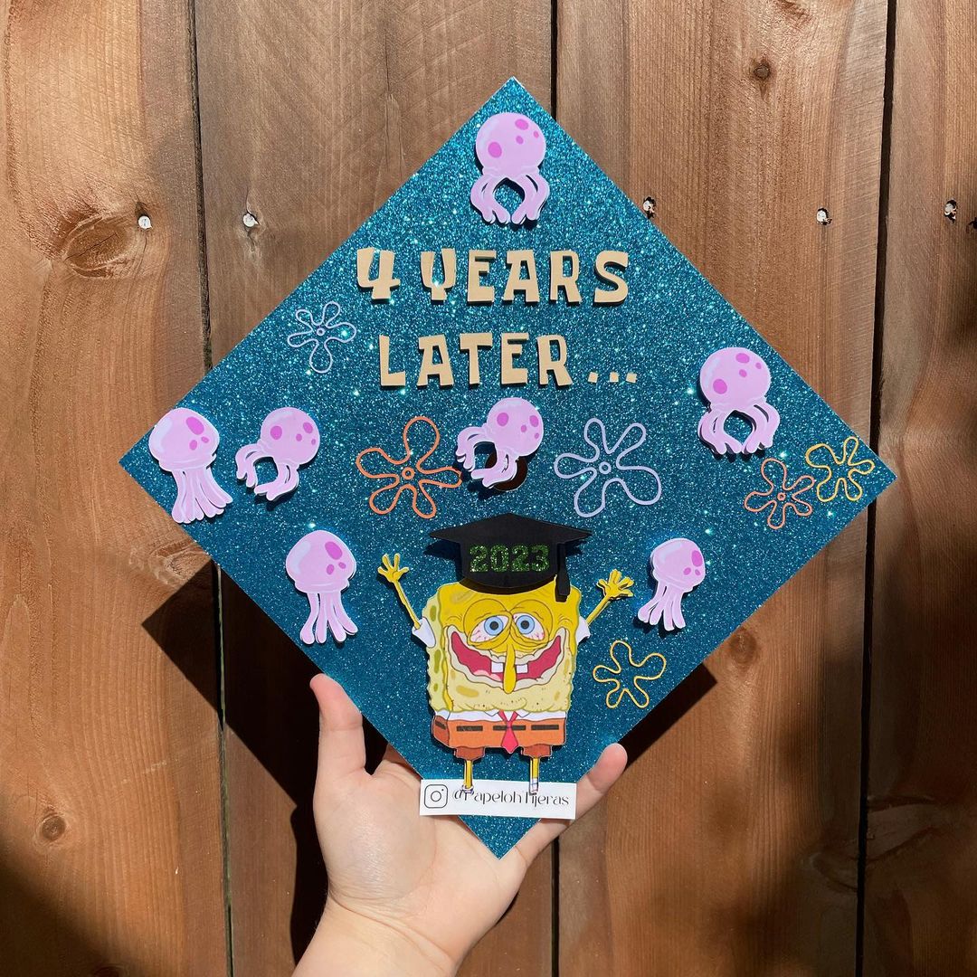 20+ Graduation Cap Ideas for moms, nursing, mexican, disney, funny 2021